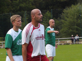 Auswärtssieg trotz Unterzahl